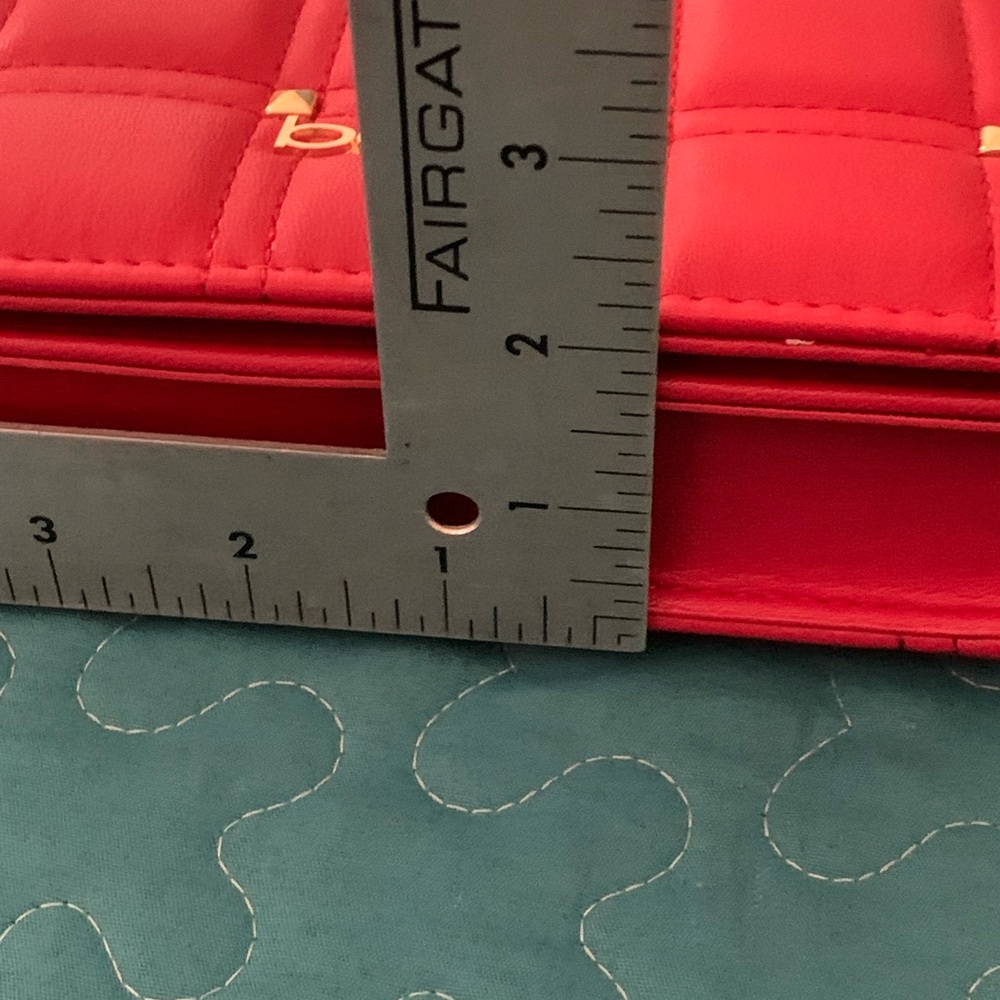 NWT. Bebe Red Crossbody Bag - Picture 16 of 16